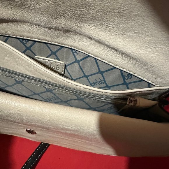 Colab Shoulder Bag-Cream and Black - Picture 3 of 5